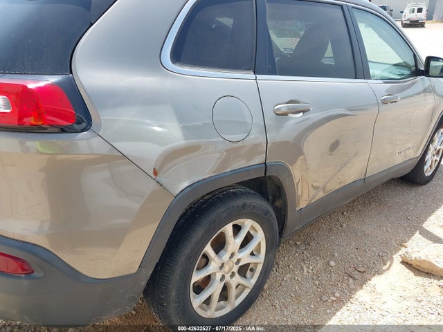 1C4PJLCB4HW548974 Jeep Cherokee