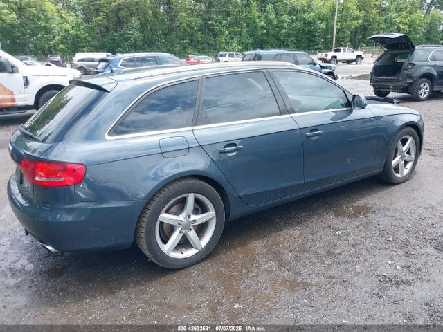 2011 AUDI A4 WAU4FAFL4BA108963 Photo 3