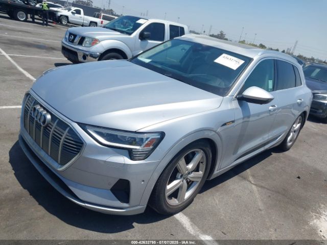 2019 AUDI E-TRON WA1VAAGE9KB010814 Photo 1