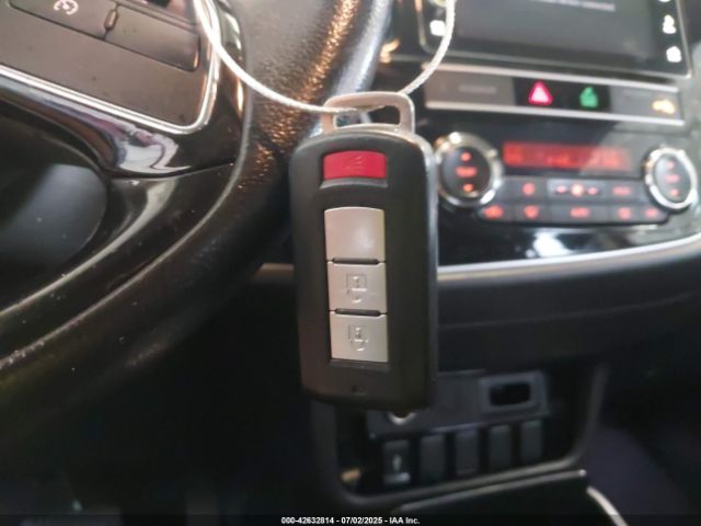 2019 MITSUBISHI OUTLANDER JA4AD3A31KZ026019 Photo 10