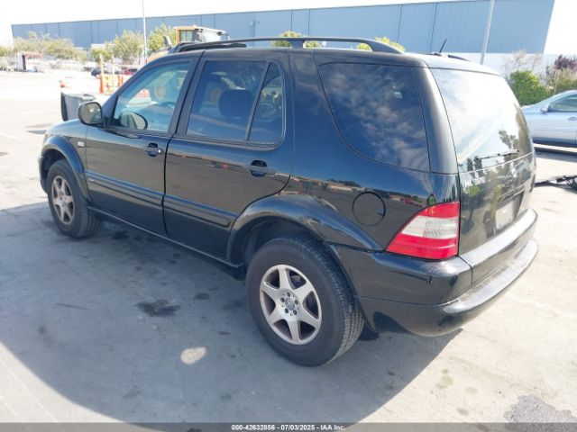 2001 MERCEDES-BENZ ML 320 4JGAB54E61A270780 Photo 2