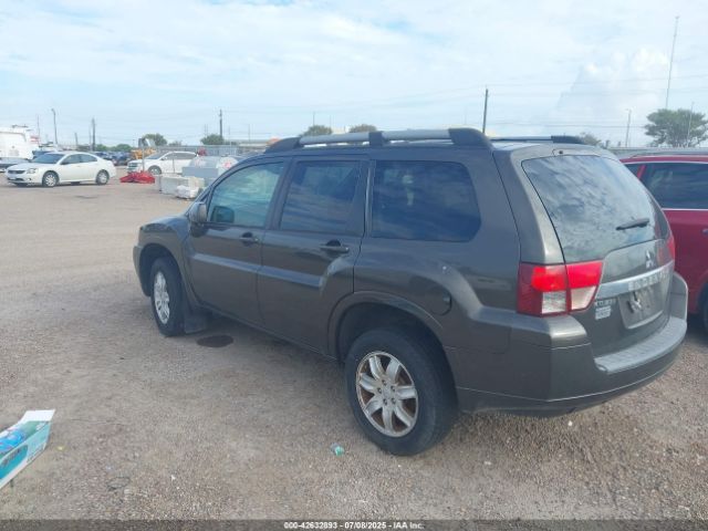 2011 MITSUBISHI ENDEAVOR 4A4JN2AS0BE027215 Photo 2