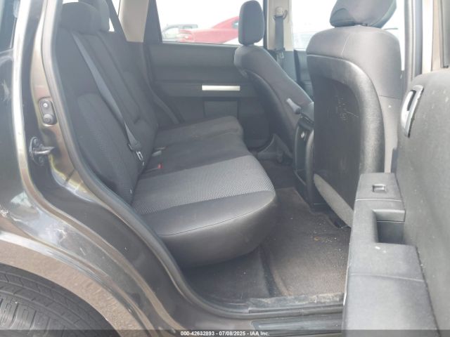 2011 MITSUBISHI ENDEAVOR 4A4JN2AS0BE027215 Photo 7