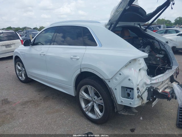 2019 AUDI Q8 WA1BVAF13KD008308 Photo 2