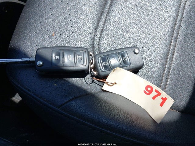 Volkswagen 2014 2014 1VWBN7A38EC084891 Image 11