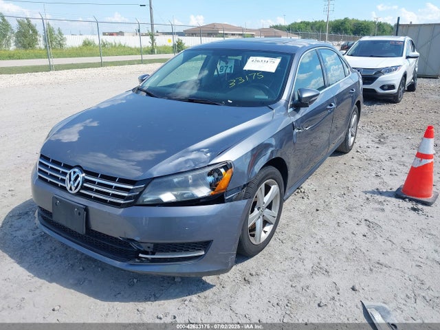 Volkswagen 2014 2014 1VWBN7A38EC084891 Image 2