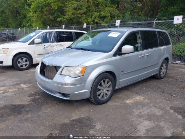 2009 CHRYSLER TOWN & COUNTRY 2A8HR54X89R649036 Photo 1