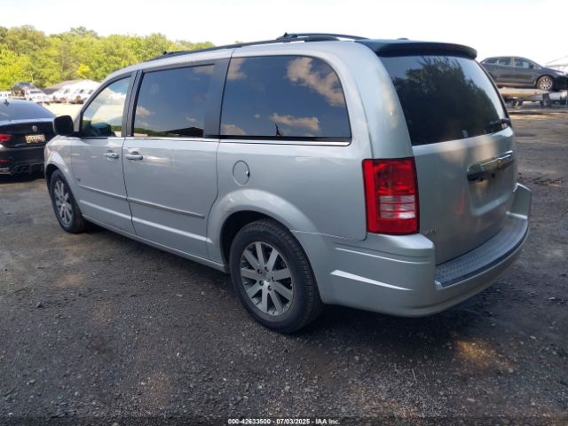 2009 CHRYSLER TOWN & COUNTRY 2A8HR54X89R649036 Photo 2