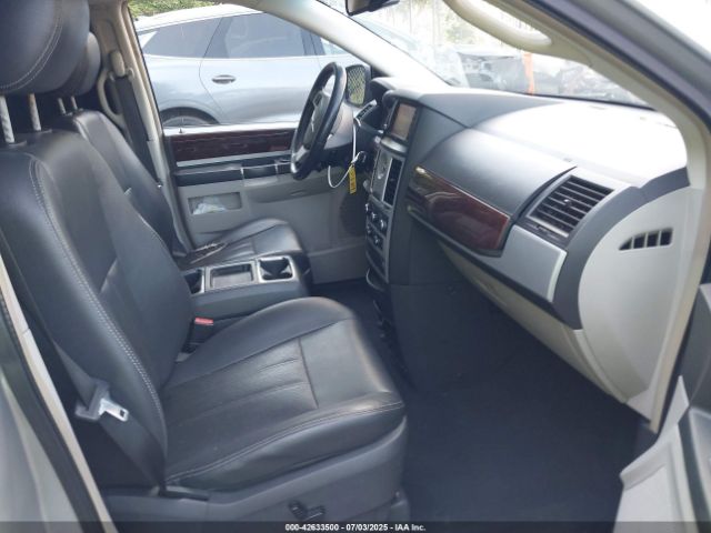 2009 CHRYSLER TOWN & COUNTRY 2A8HR54X89R649036 Photo 4