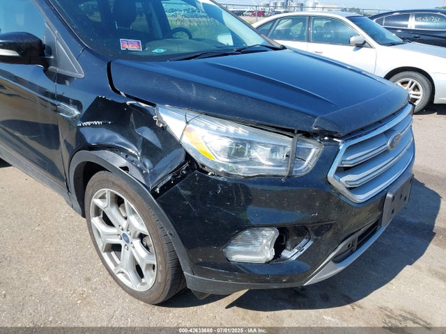 1FMCU9J94JUA72070 Ford 2018