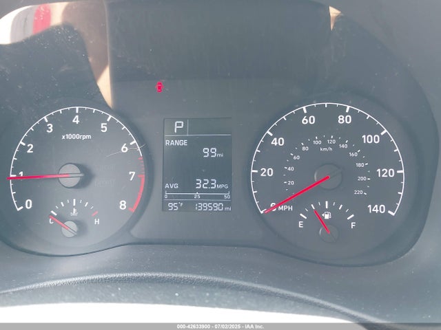 3KPC24A3XJE011555 Hyundai 2018