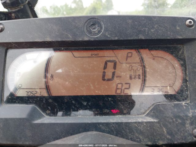 2022 CAN-AM COMMANDER 3JB1KAX45NK000656 Photo 6