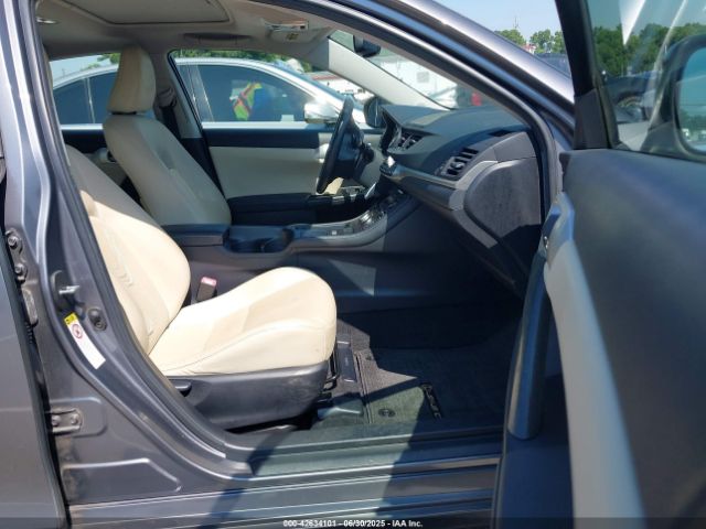 2012 LEXUS CT 200H JTHKD5BH5C2060652 Photo 4
