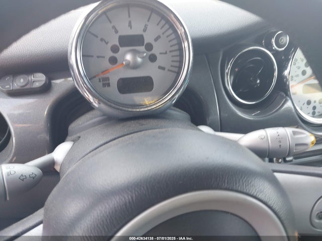 2006 MINI COOPER WMWRF33546TG13986 Photo 6