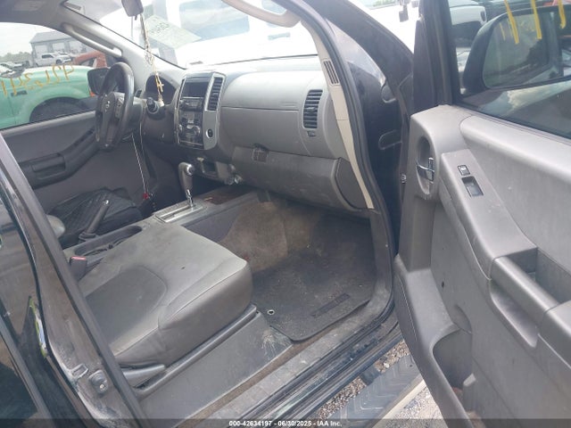 2011 NISSAN XTERRA 5N1AN0NU3BC518540 Photo 4