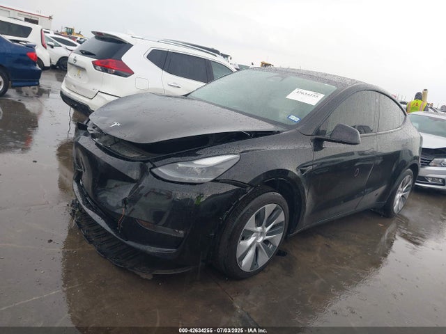 Tesla 2023 2023 7SAYGAEE4PF660405 Image 2