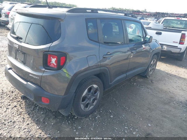 ZACCJAATXGPE22001 Jeep 2016
