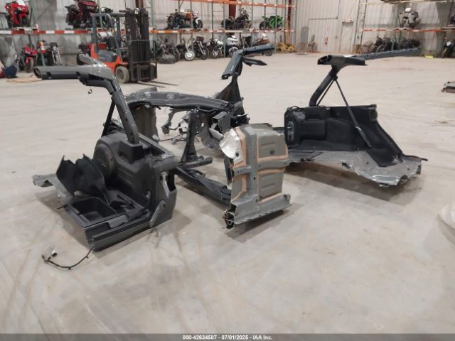 2022 JEEP WRANGLER UNLIMITED 1C4JJXSJ0NW100278 Photo 2