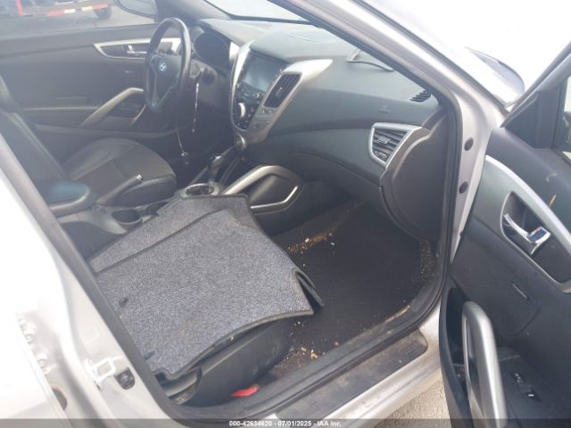 2016 HYUNDAI VELOSTER KMHTC6AD8GU301395 Photo 4