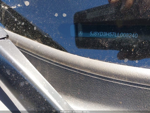 5J8YD3H57LL008240 Acura j35y5