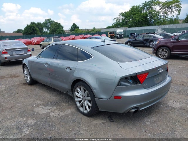 2013 AUDI A7 WAUYGAFCXDN040582 Photo 2