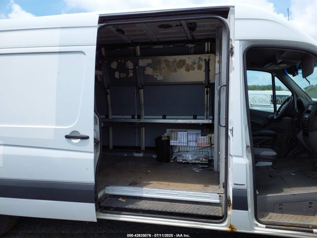 2011 MERCEDES-BENZ SPRINTER 2500 WD3PE8CB1B5573730 Photo 7