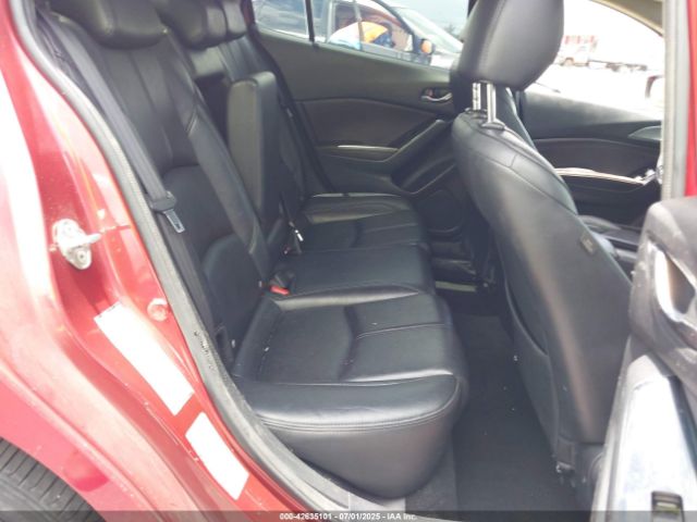 2018 MAZDA MAZDA3 3MZBN1V32JM209352 Photo 7