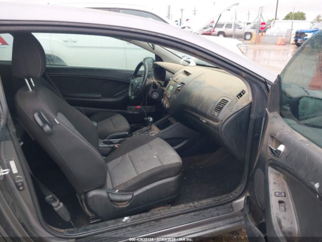 2016 KIA FORTE KOUP KNAFX6A82G5619562 Photo 4