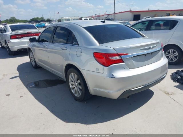 2012 CHRYSLER 200 1C3CCBBGXCN250805 Photo 2