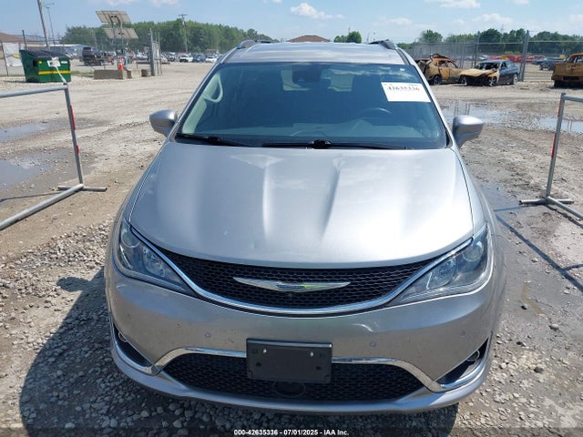 2C4RC1EG3HR704804 Chrysler Pacifica