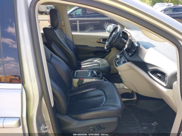 2017 CHRYSLER PACIFICA 2C4RC1EG3HR704804 Photo 4