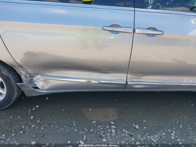 2017 CHRYSLER PACIFICA 2C4RC1EG3HR704804 Photo 5