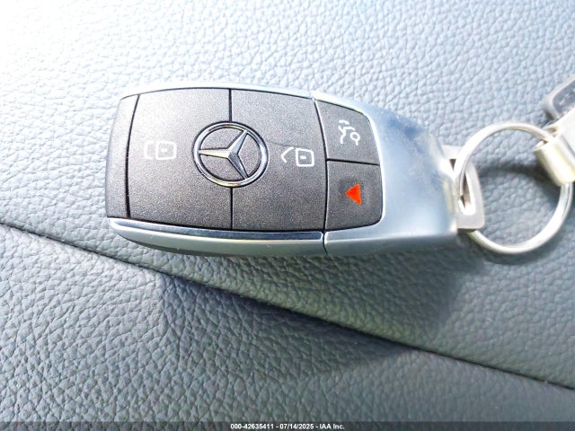 W1N4N4HB5SJ691659 Mercedes-Benz m260