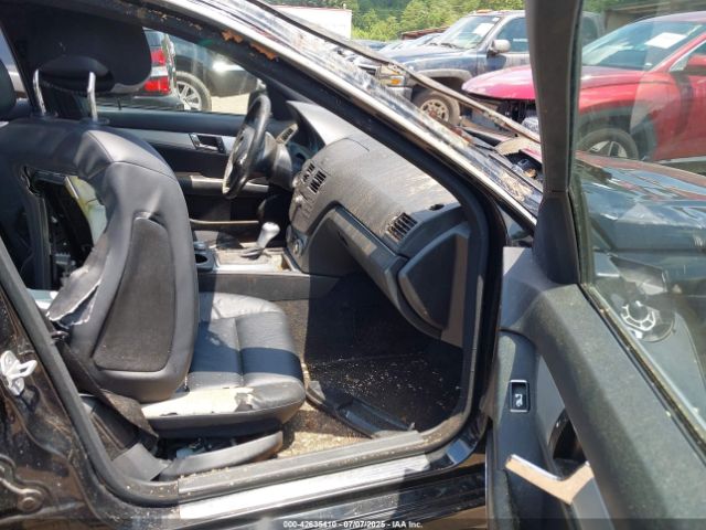 2011 MERCEDES-BENZ C 300 WDDGF5EB7BA444600 Photo 4