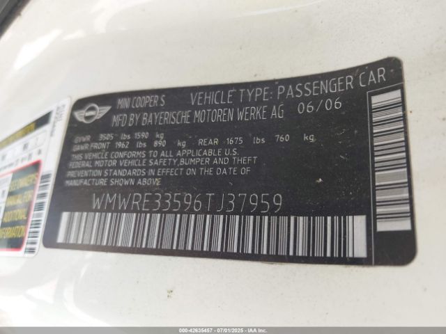 2006 MINI COOPER S WMWRE33596TJ37959 Photo 8