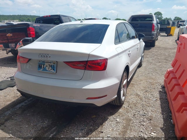 2015 AUDI A3 WAUACGFF6F1120658 Photo 3