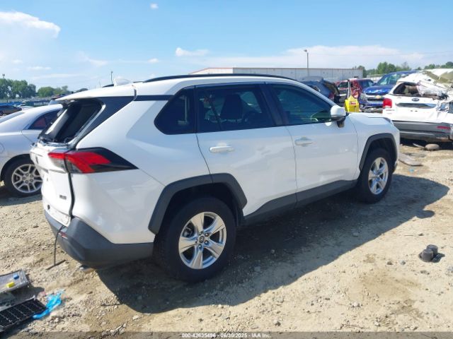 2019 TOYOTA RAV4 2T3W1RFV3KW031627 Photo 3