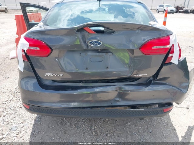 Ford 2016 2016 1FADP3E23GL221020 Image 6