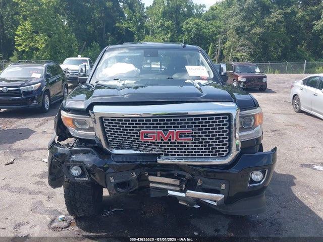 42635520 :رقم المزاد ، 1GT12UE82GF266079 vin ، 2016 Gmc Sierra 2500hd Denali مزاد بيع