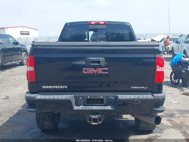 42635520 :رقم المزاد ، 1GT12UE82GF266079 vin ، 2016 Gmc Sierra 2500hd Denali مزاد بيع