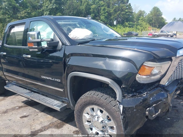 42635520 :رقم المزاد ، 1GT12UE82GF266079 vin ، 2016 Gmc Sierra 2500hd Denali مزاد بيع