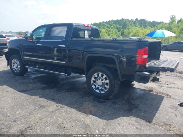 42635520 :رقم المزاد ، 1GT12UE82GF266079 vin ، 2016 Gmc Sierra 2500hd Denali مزاد بيع
