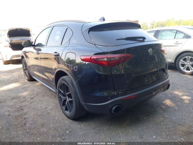 2019 ALFA ROMEO STELVIO ZASPAKBN3K7C69921 Photo 2