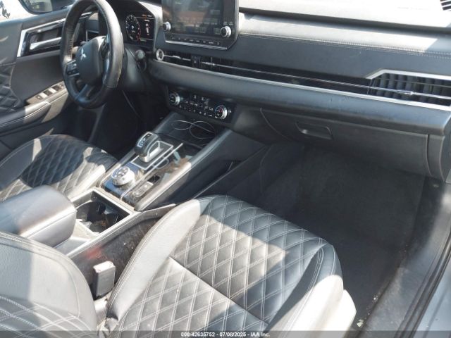 2023 MITSUBISHI OUTLANDER JA4J4VA87PZ054860 Photo 4