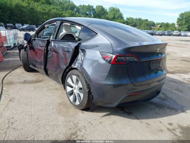 2023 TESLA MODEL Y 7SAYGAEE8PF880355 Photo 2