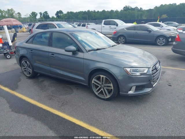 2018 AUDI A3 WAUAUGFF0J1028015