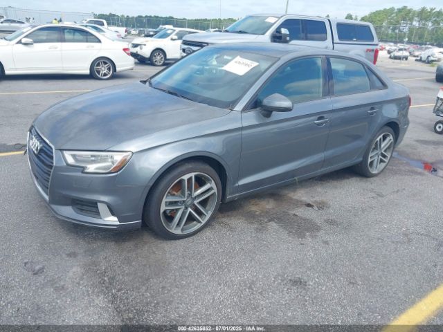2018 AUDI A3 WAUAUGFF0J1028015 Photo 1