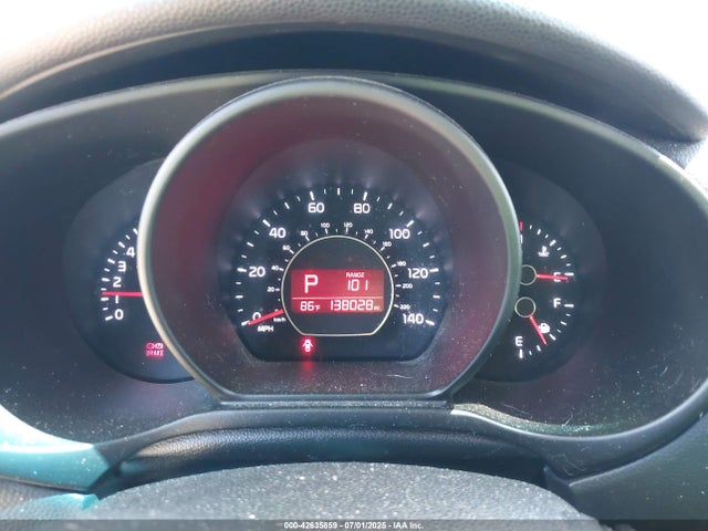 KNDJP3A59J7537275 KIA SOUL +