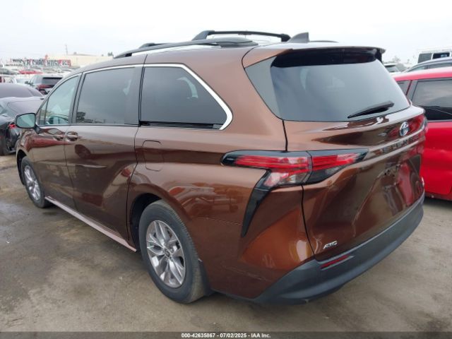 2022 TOYOTA SIENNA 5TDKSKFC0NS059831 Photo 2