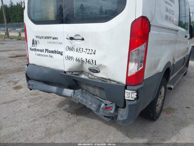 1FTNR1ZM6FKA34609 Ford 2015